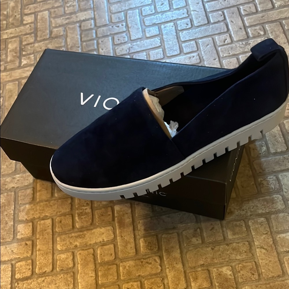 Vionic Women's Navy Slip-On Shoes New